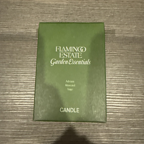 Flamingo Estate Garden Essentials Adriatic Muscatel Sage Candle - Picture 2 of 2